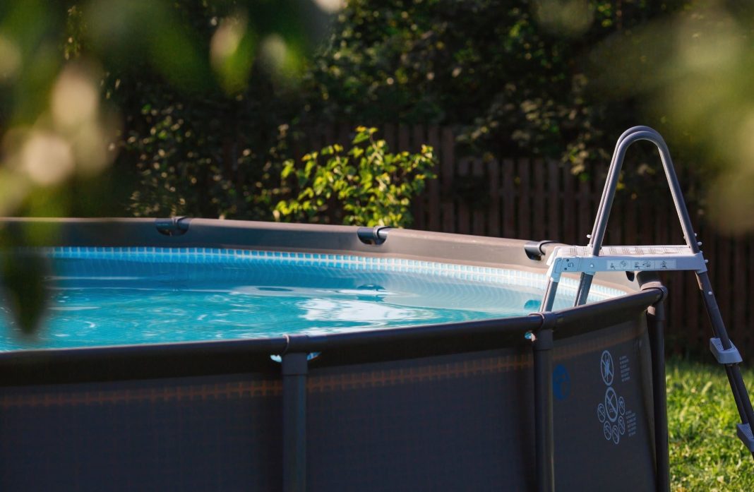 Vider sa piscine horssol le guide complet